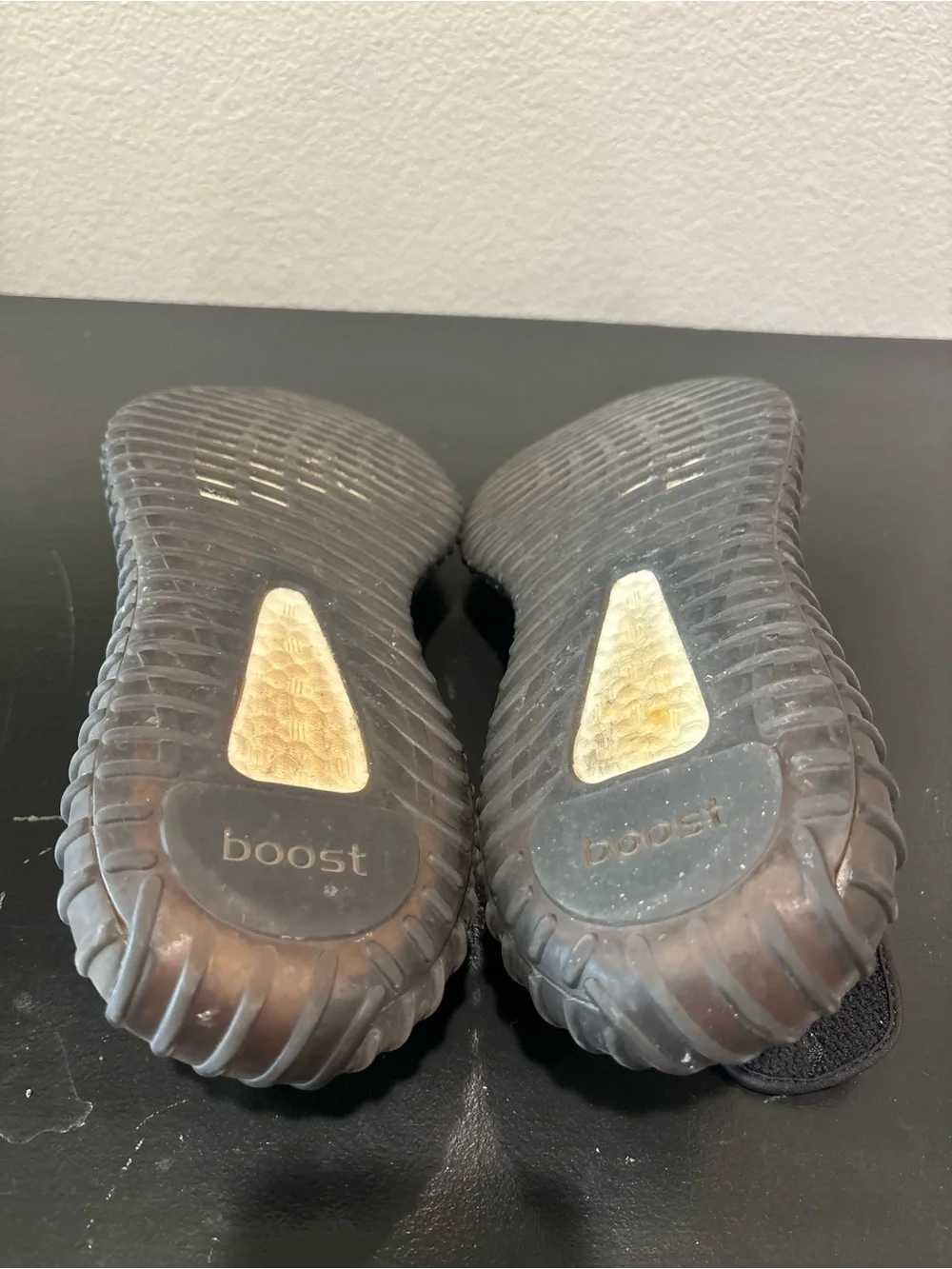 Adidas Yeezy Boost 350 V2 Copper Men’s 9 Good Condition